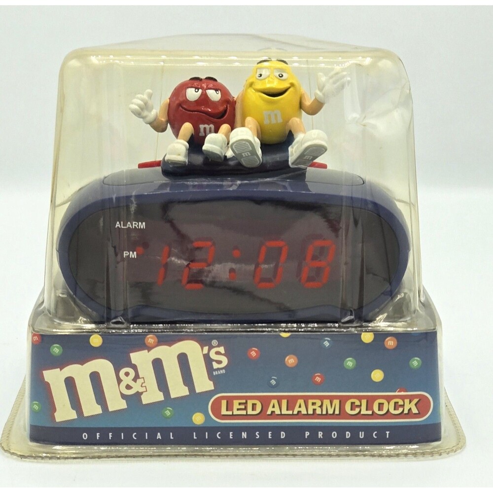 Vintage M & M’s LED digital alarm clock plug-in Yellow/Red Candy Blue Clock